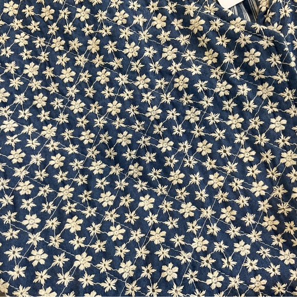 Reversible short jacket - Picture 4 of 4